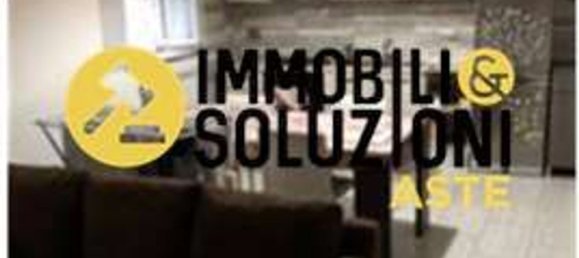 3 rooms Apartment in Busto Arsizio, Italy No. 1658 3