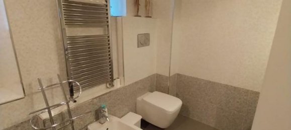 Дом с 5 комнатами в Виккьо, Италия № 159137 10