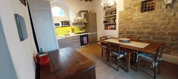 Дом с 5 комнатами в Виккьо, Италия № 159137 18