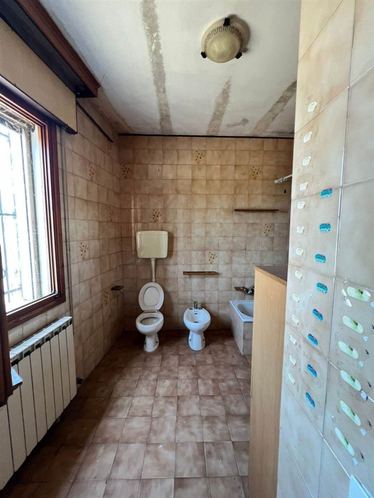 5غرفة شقة في Loreo, Italy رقم 175496