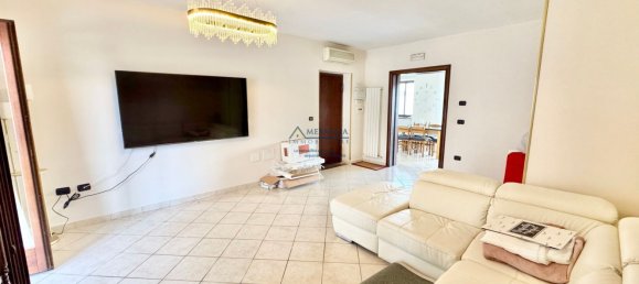 3 bedrooms Apartment in Villaricca, Italy No. 327441 7