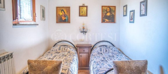 5 rooms Commercial property in Sansepolcro, Italy No. 269805 4