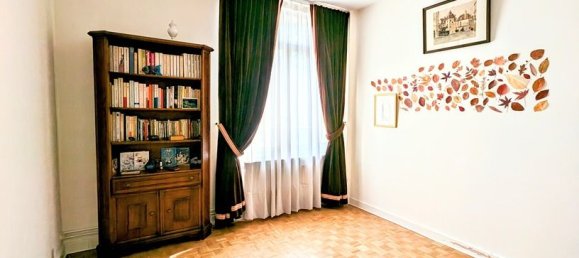 3 bedrooms Apartment in Troyes, France No. 75323 5