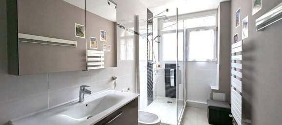 3 bedrooms Apartment in Troyes, France No. 75323 8