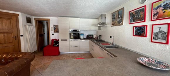 Apartamento de 2 dormitorios en Courmayeur, Italy No. 331996 3