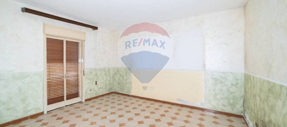 2 bedrooms Apartment in Catania, Italy No. 320351 7