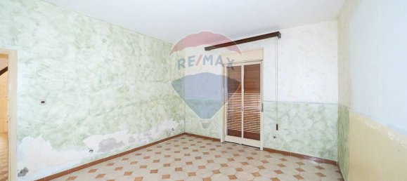 2 bedrooms Apartment in Catania, Italy No. 320351 8