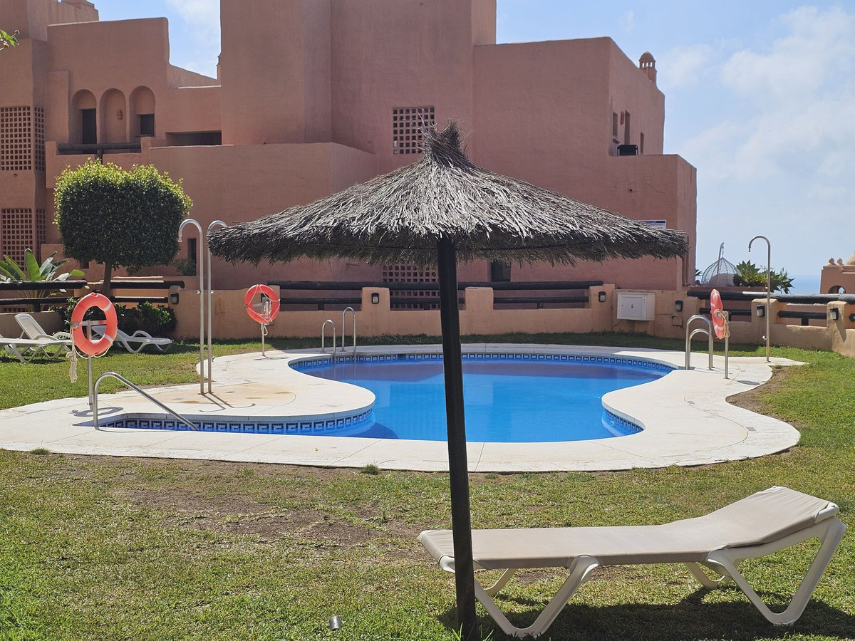 2 bedrooms Apartment in San Luis de Sabinillas, Spain No. 242718