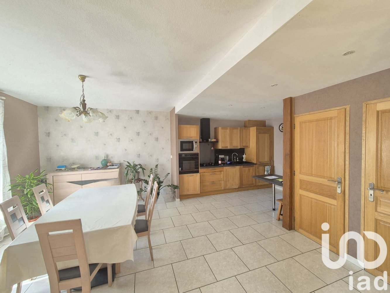 Casa de 4 dormitorios en Villers-Semeuse, France No. 39848