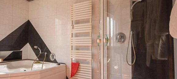 Квартира с 4 комнатами в Трентино Альто Адидже, Италия № 153754 16