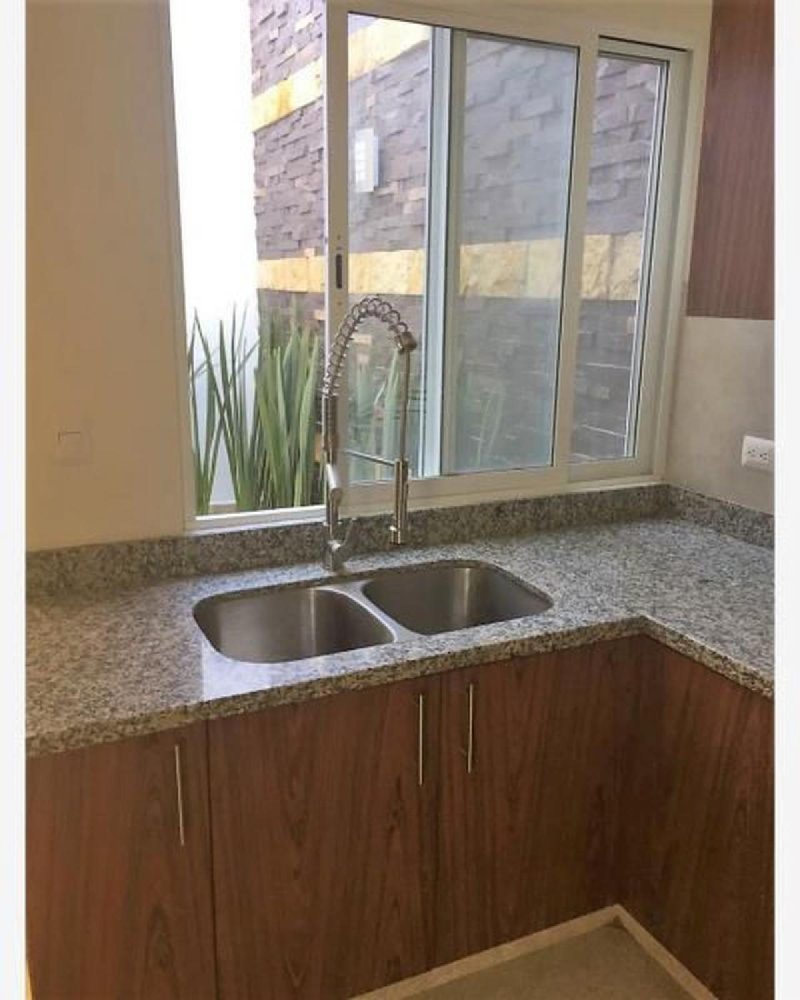 Casa de 3 dormitorios en Puebla, Mexico No. 151101