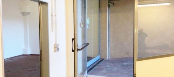 434m² Commercial property in Florence, Italy No. 91374 8