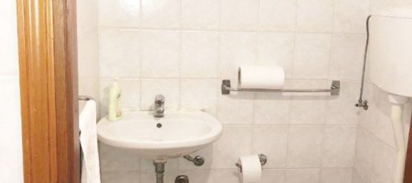 434m² Commercial property in Florence, Italy No. 91374 12