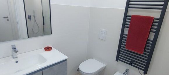 Квартира с 2 комнатами в Лиссоне, Италия № 334555 18