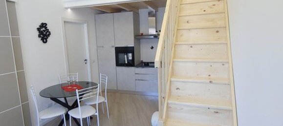 Квартира с 2 комнатами в Лиссоне, Италия № 334555 4