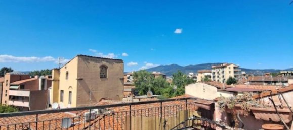 3 Schlafzimmer Haus in Florence, Italy, Nr. 306081 3