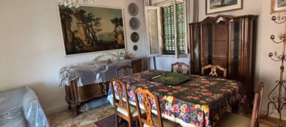 3 Schlafzimmer Haus in Florence, Italy, Nr. 306081 4