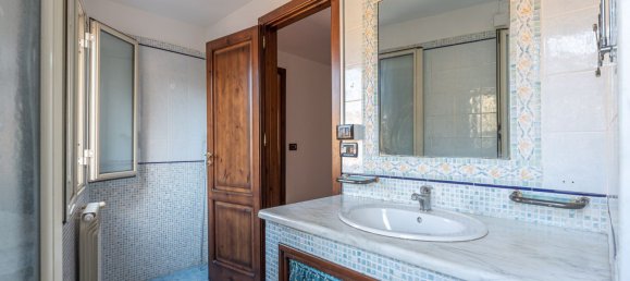 3-Zimmer Doppelhaus in Palermo, Italy, Nr. 178581 11