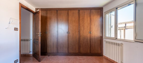 3-Zimmer Doppelhaus in Palermo, Italy, Nr. 178581 8