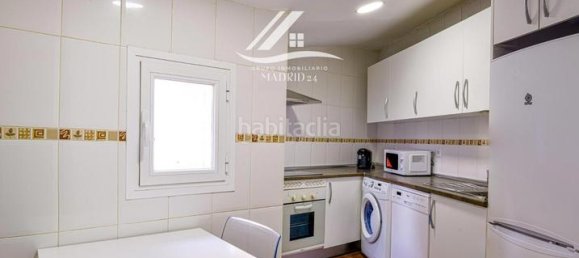 Apartamento de 3 dormitorios en Madrid, Spain No. 97129 6