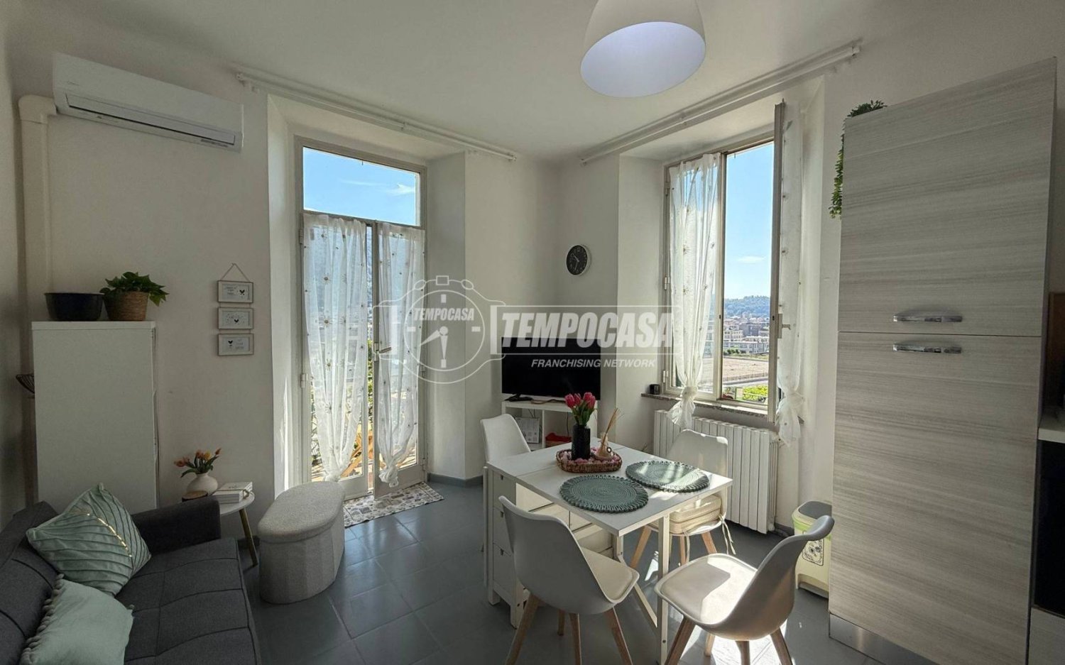 2 bedrooms Apartment in Como, Italy No. 263793