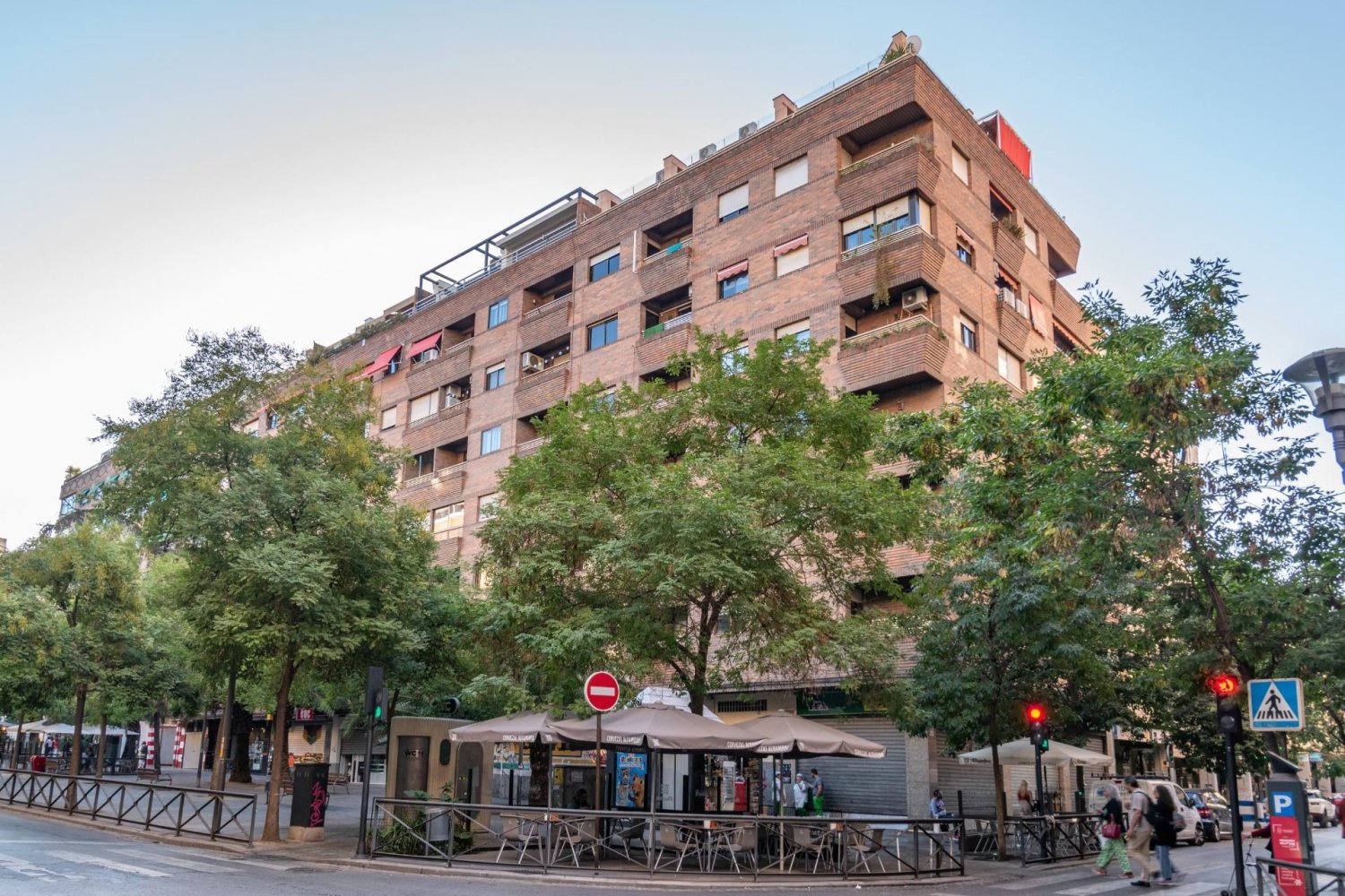 4 bedrooms Apartment in Granada, Spain No. 166630