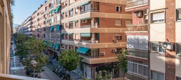 4 bedrooms Apartment in Granada, Spain No. 166630 9