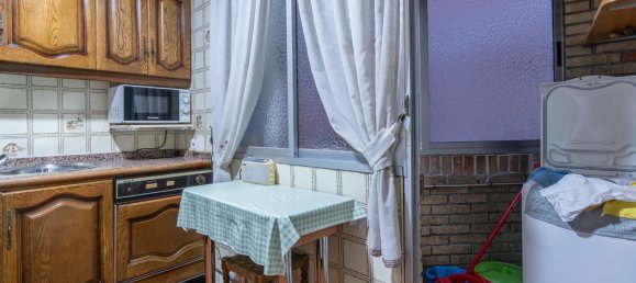 4 bedrooms Apartment in Granada, Spain No. 166630 20