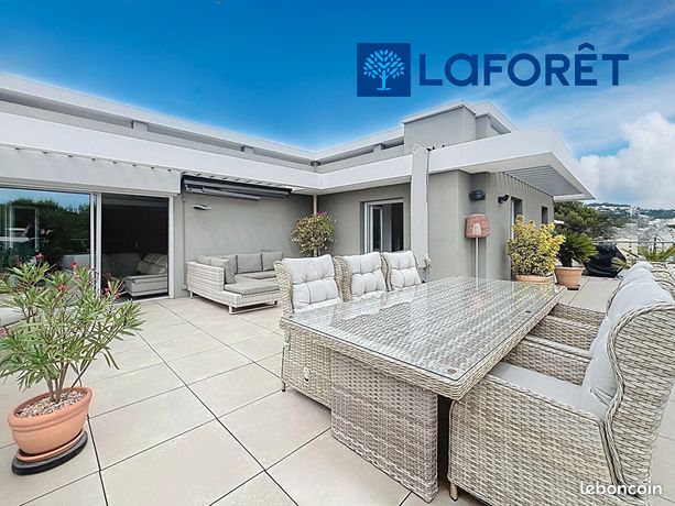 3 bedrooms Apartment in Cannes, France No. 307647