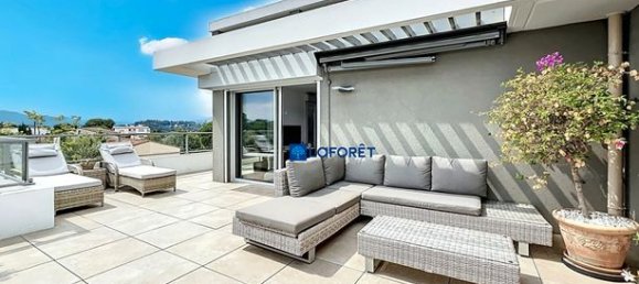 3 bedrooms Apartment in Cannes, France No. 307647 2