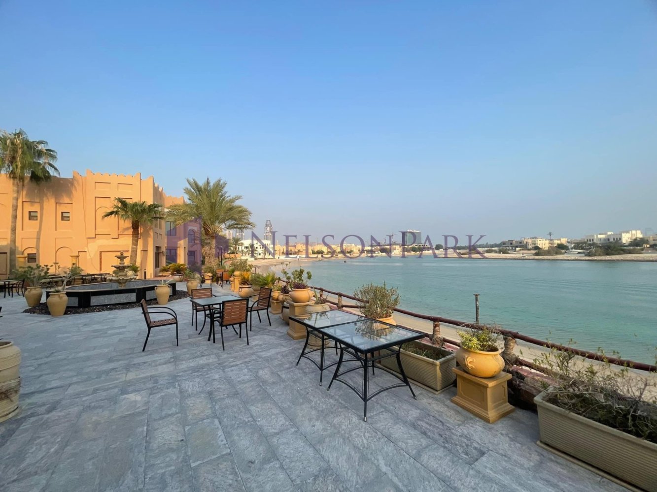 6 bedrooms Villa in Doha, Qatar No. 954