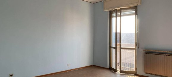 3 Schlafzimmer Wohnung in Mede, Italy, Nr. 365309 2