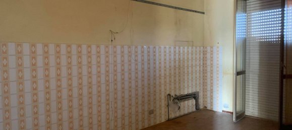 3 Schlafzimmer Wohnung in Mede, Italy, Nr. 365309 8