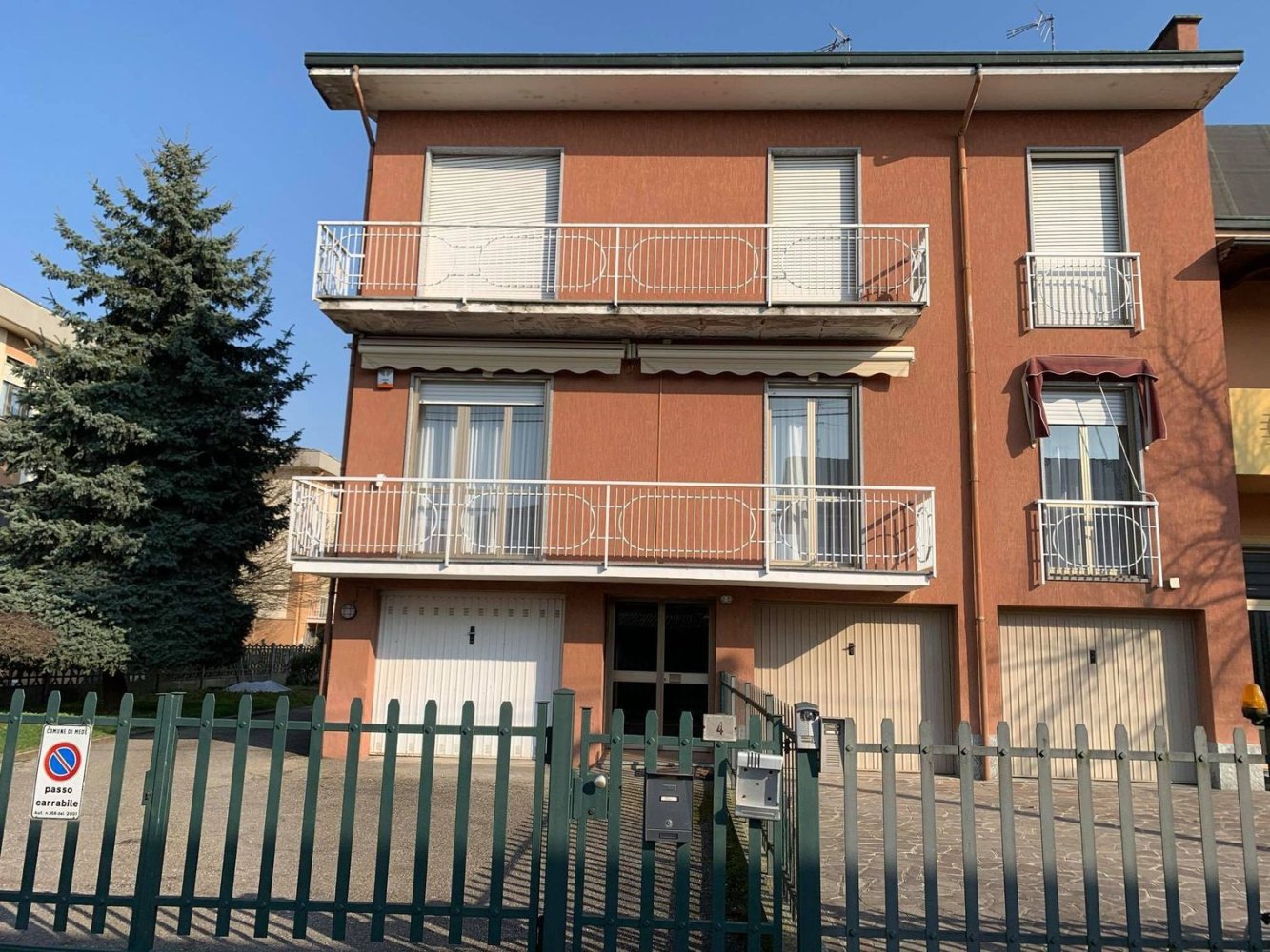 3 Schlafzimmer Wohnung in Mede, Italy, Nr. 365309