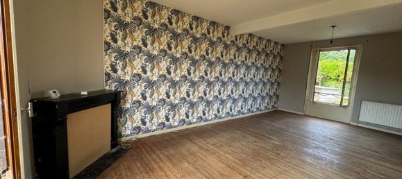 3 bedrooms House in Crepy-en-Valois, France No. 221353 2