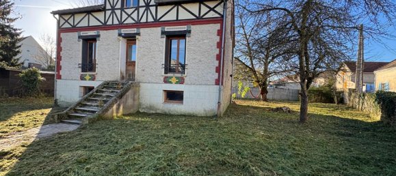 3 bedrooms House in Crepy-en-Valois, France No. 221353 12