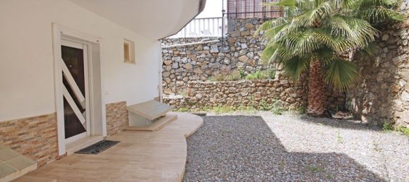 Villa de 5 habitaciónes en Kargicak, Turkey No. 17299 15