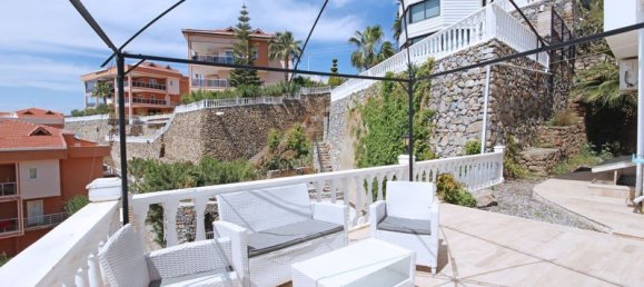 Villa de 5 habitaciónes en Kargicak, Turkey No. 17299 3