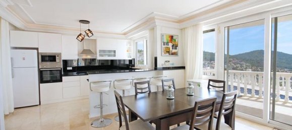 Villa de 5 habitaciónes en Kargicak, Turkey No. 17299 22