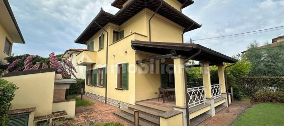 3 bedrooms Villa in Pietrasanta, Italy No. 354522 4