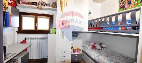 Квартира с 3 комнатами в Лавена Понте Треза, Италия № 171610 17