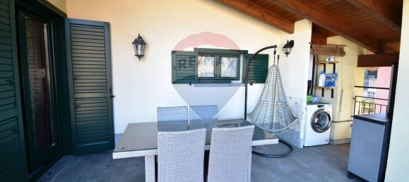 Квартира с 3 комнатами в Лавена Понте Треза, Италия № 171610 11