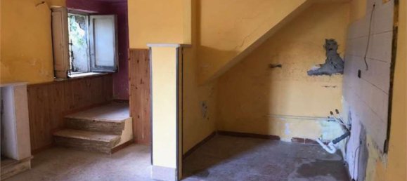 Apartamento de 3 habitaciónes en Montebello di Bertona, Italy No. 33778 3