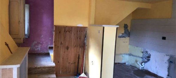 Apartamento de 3 habitaciónes en Montebello di Bertona, Italy No. 33778 5