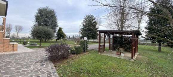 6-Zimmer Haus in Correzzola, Italy, Nr. 219811 26