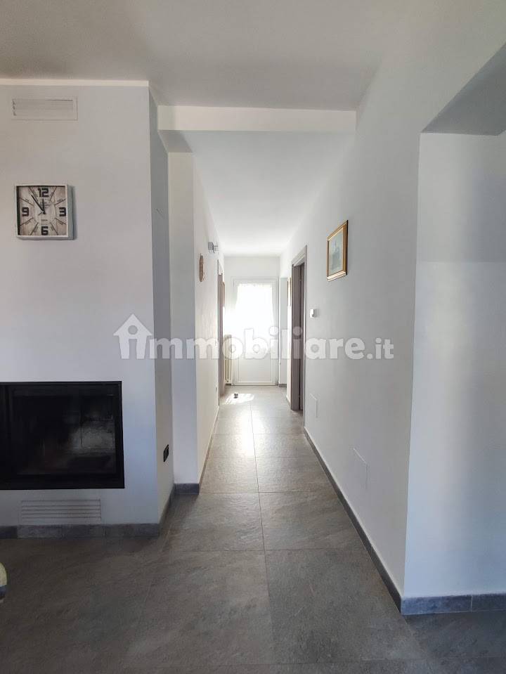 4 غرف نوم فيلا في Fano, Italy رقم 76156