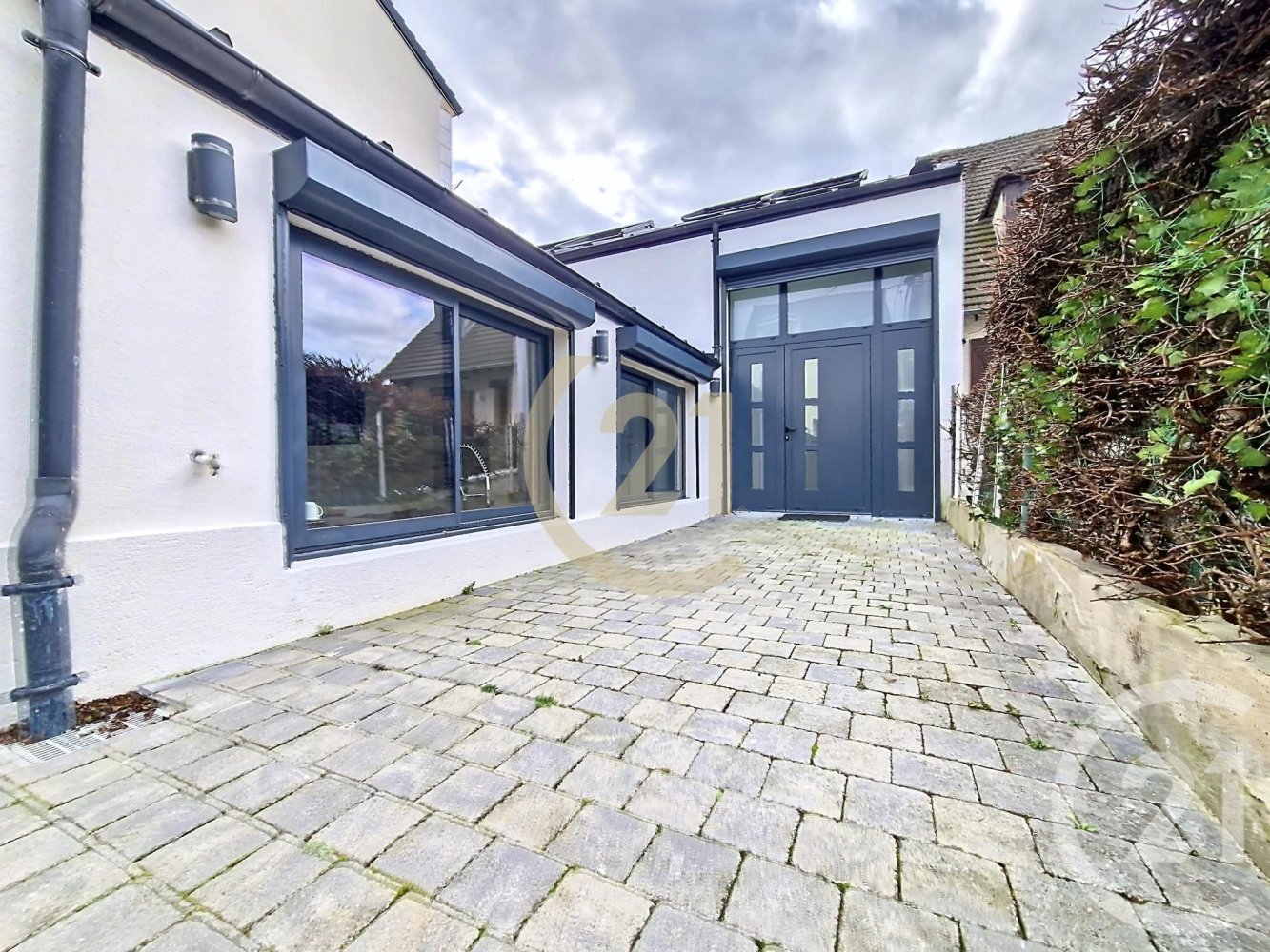 2 bedrooms House in Houilles, France No. 180874