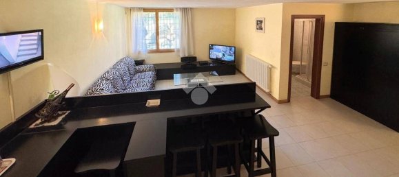 Apartamento de 2 dormitorios en Casatenovo, Italy No. 3723 23