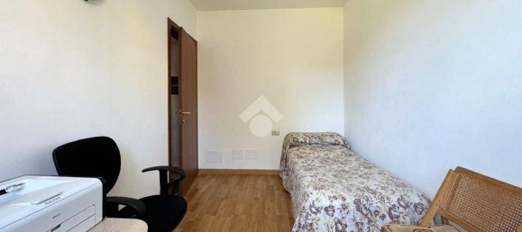 Apartamento de 2 dormitorios en Casatenovo, Italy No. 3723 18