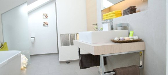 4 rooms House in Baden-Wurttemberg, Germany No. 101809 8